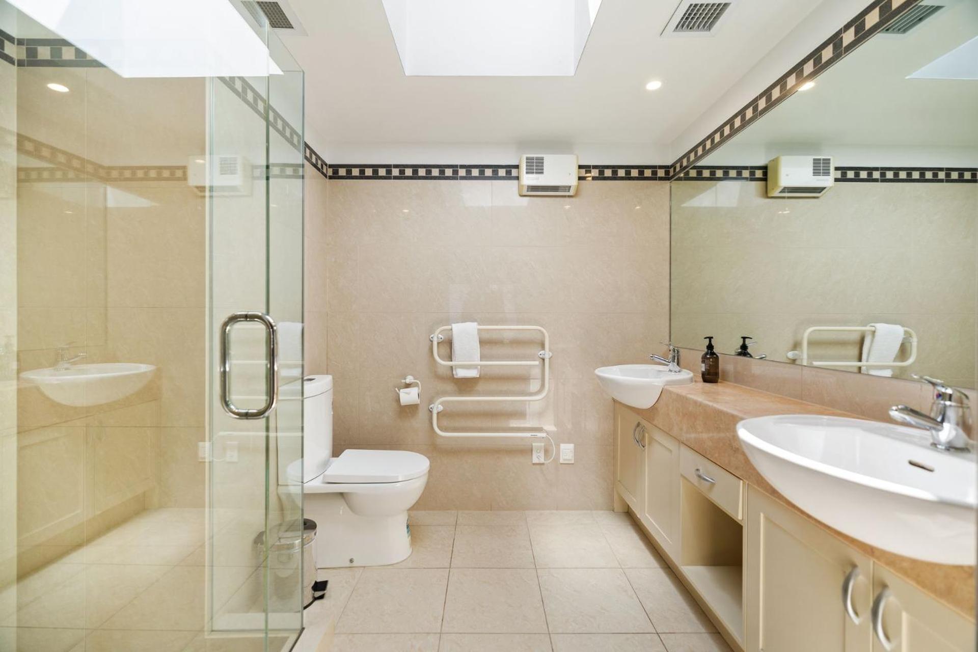 Chambers City Centre Penthouse Квинстаун Экстерьер фото